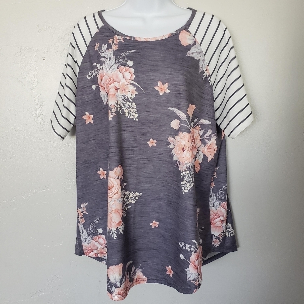Women's 2XL Raglan Short Sleeve Shirt Grey Striped Pink Floral Print Top